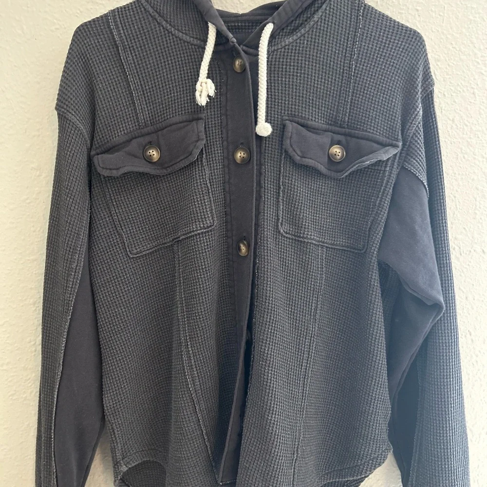American Eagle Outfitters Charcoal Gray Waffle Knit Hooded Button-Up